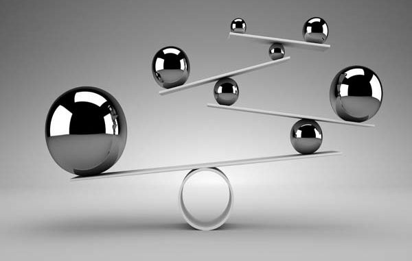 بين الطوباويّة والميكافيليّة..